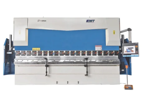 EMT - Engineering Máquinas de Tecnologia - Calandras, Células Robotizadas, Conformadoras, Curvadoras, Dobradeiras de Chapas, Laser, Rebarbadoras, Serras, Transfers. Fabricação de Máquinas Tecnológicas e Processos de Automação de Produção em Caxias do Sul
